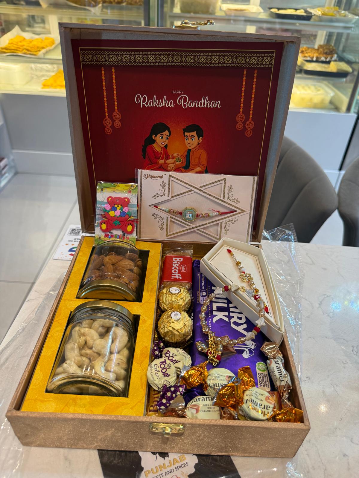 Special rakhi box